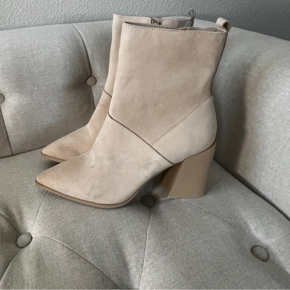ALDO NEW Bethanny Pointed Toe Block Heel Bootie SIZE 9 - Picture 4 of 10